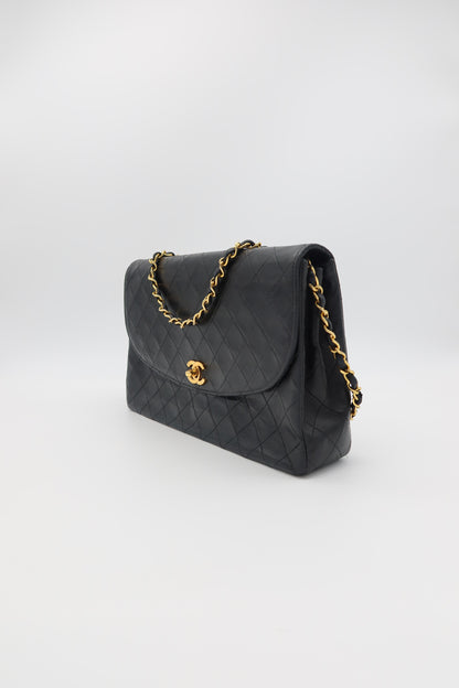 CHANEL MATELASSE FLAP BAG TWIST LOCK