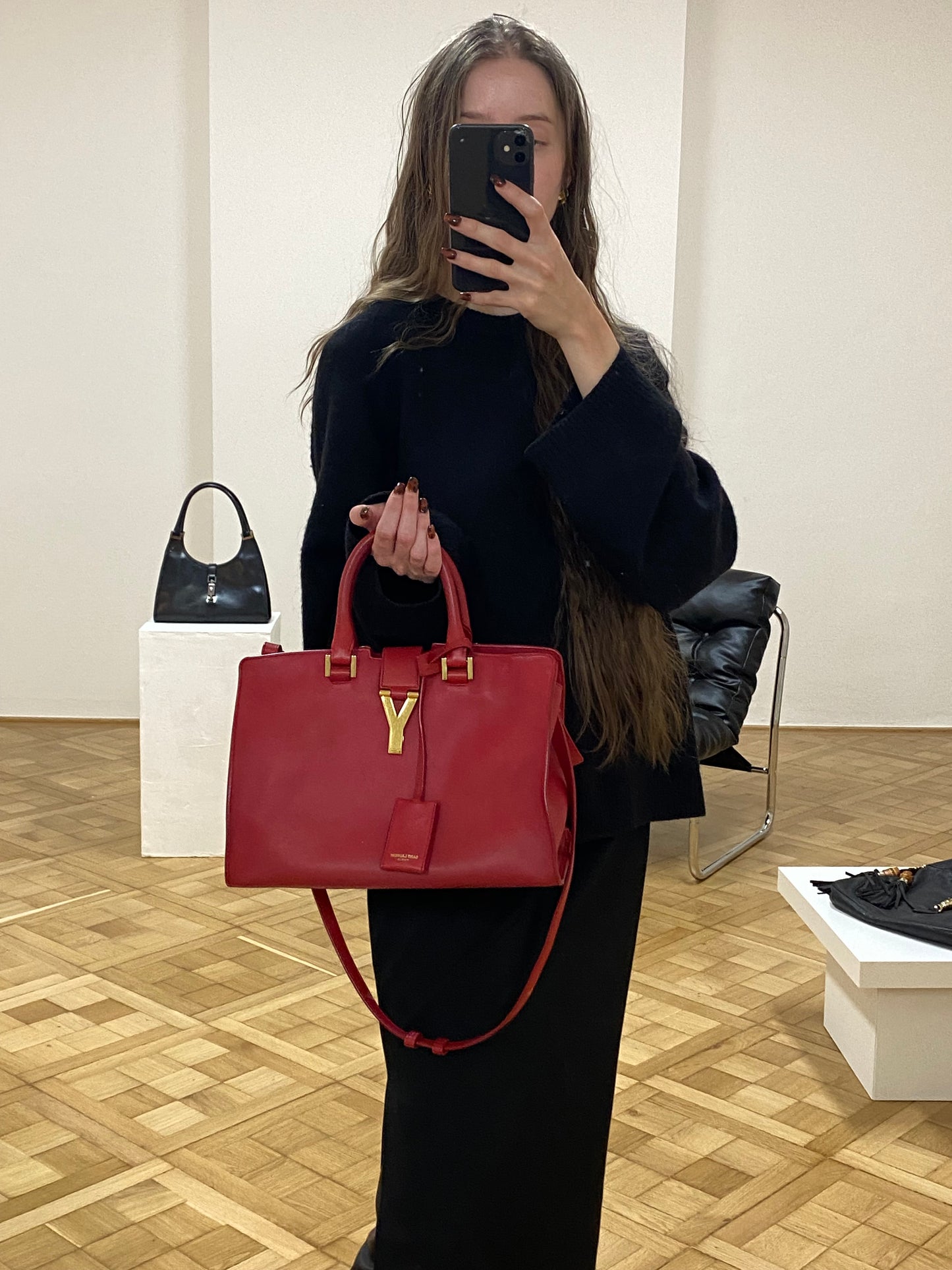 SAINT LAURENT CABAS CHYC RED