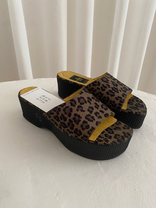 FENDI LEOPARD PLATFORMS 38