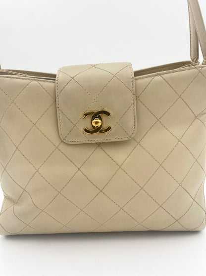 CHANEL KELLY SHOULDER BAG