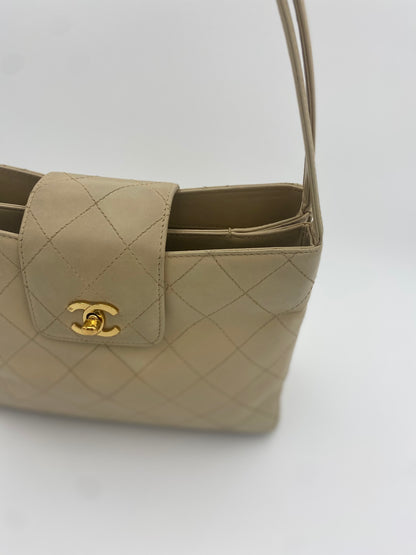 CHANEL KELLY SHOULDER BAG