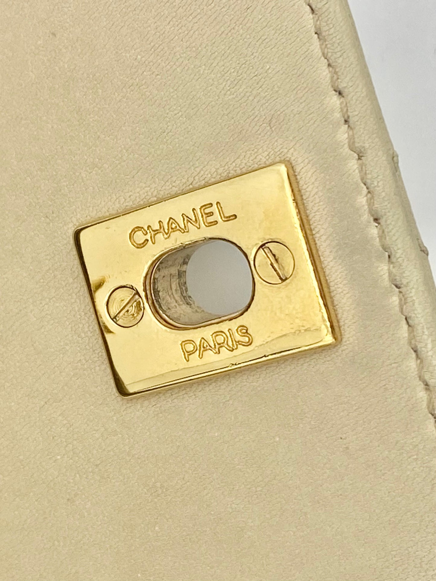 CHANEL KELLY SHOULDER BAG